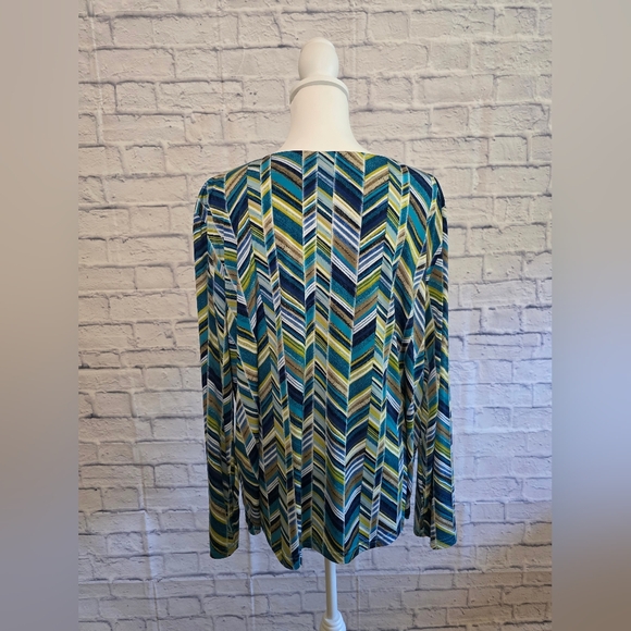 Fall Top.  Southern Lady Graphic Blue Green Relaxed Blouse - Picture 4 of 8